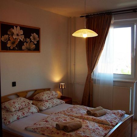 Heviz Therme Apartmenthaus Esterno foto
