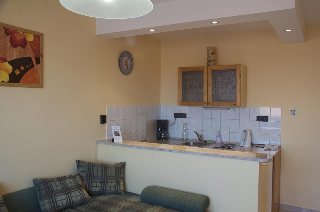 Heviz Therme Apartmenthaus Esterno foto