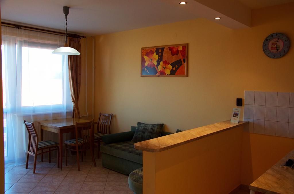 Heviz Therme Apartmenthaus Esterno foto